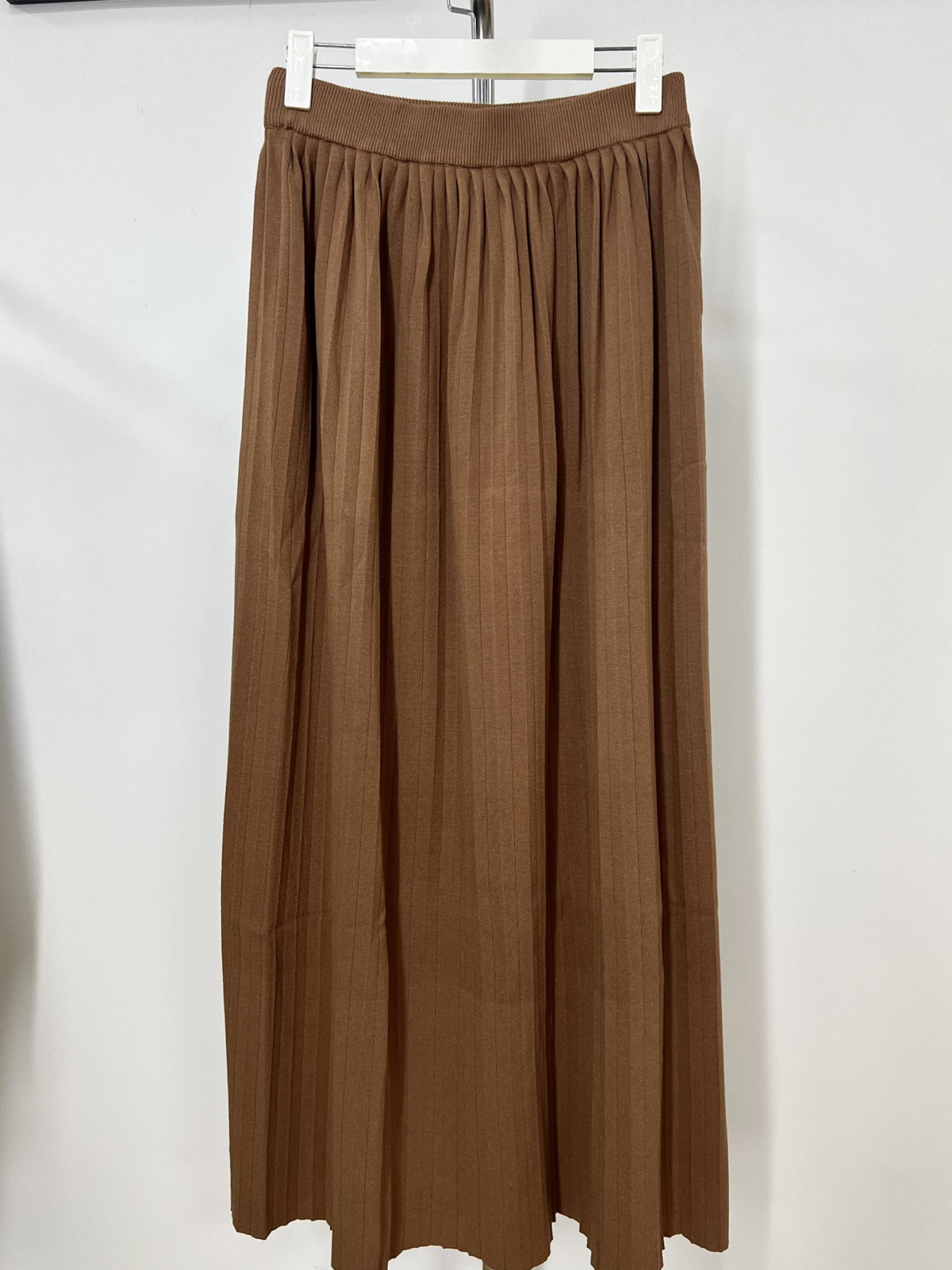 Vehicle traveling data recorder